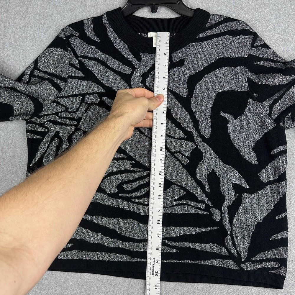 H&M Sweater Womens Large Black Metallic Animal Print Knit Crewneck Pullover - Picture 4 of 7